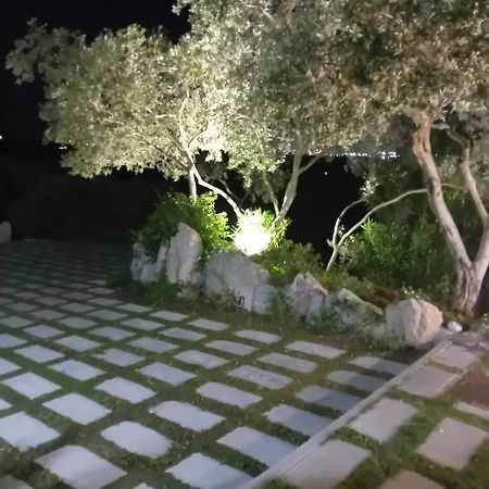 مبيت وإفطار أولبيا Li Petri Manni المظهر الخارجي الصورة